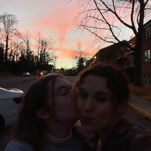 Meet your Posher, Helen